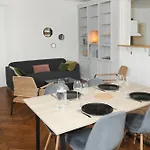 Apartment Le Saint-pierre By La Boite En