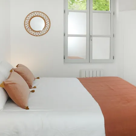 Daire Le Saint-pierre By La Boite En Senlis (Oise)
