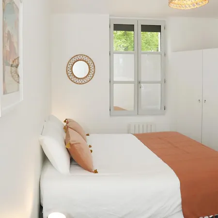 Daire Le Saint-pierre By La Boite En *
